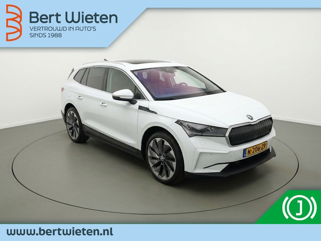 Skoda Enyaq iV 80 | Geen import | Trekhaak | Panoramadak, Auto's, Automaat, 0 cilinders, Gebruikt, Wit