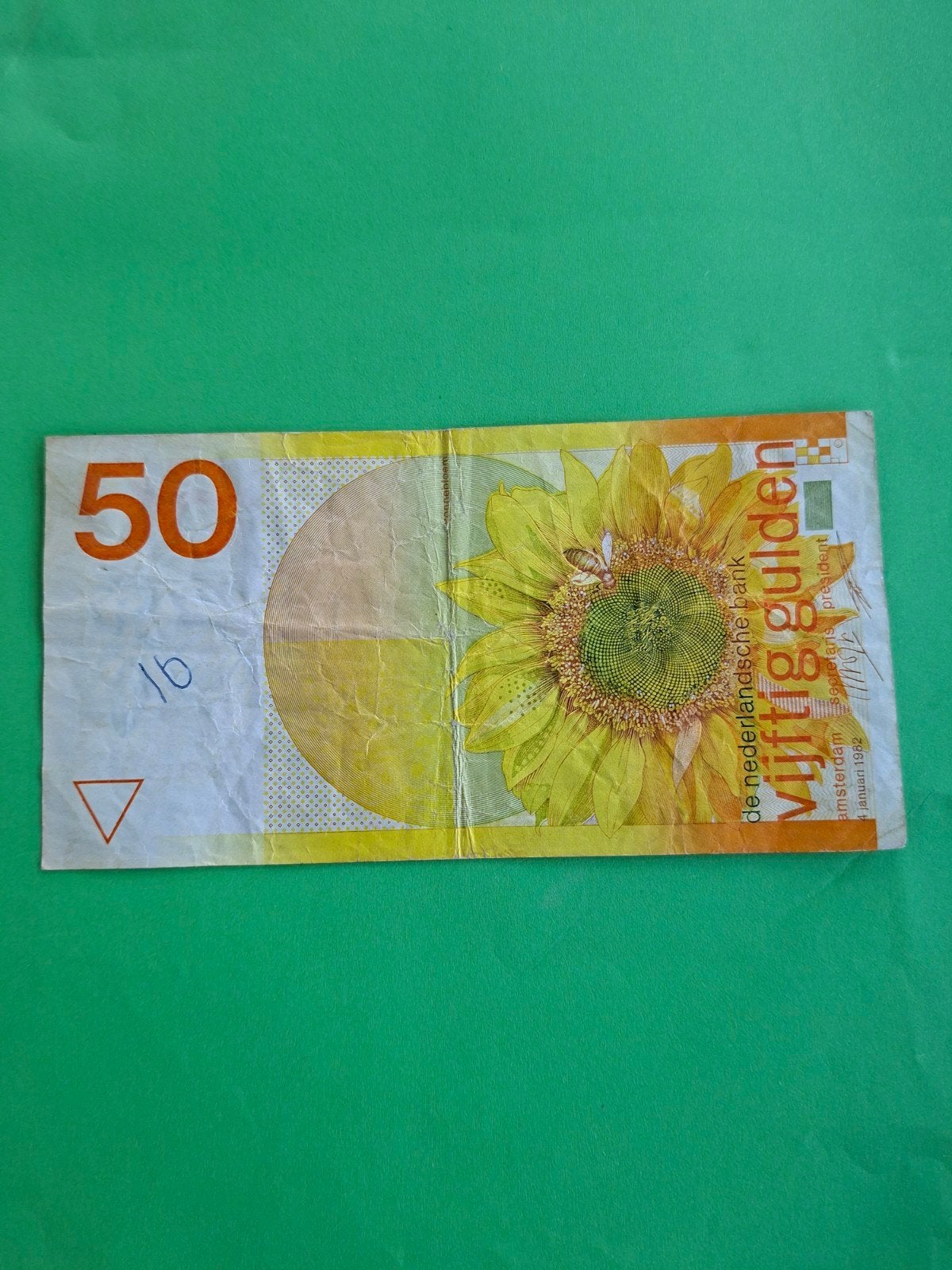 50 gulden Zonnebloem uit 1982 in ZF
Serie nummer 3541732128, Postzegels en Munten, Bankbiljetten | Nederland, Ophalen of Verzenden