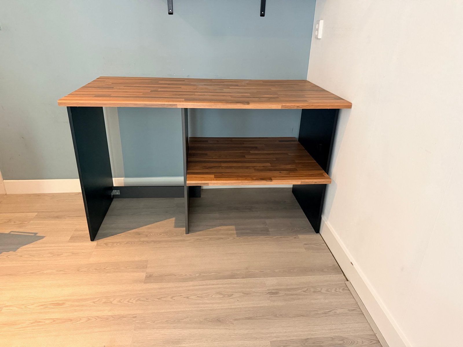 Modern keukenmeubel met opbergruimte - Hout en Zwart, Huis en Inrichting, Ophalen, Gebruikt, Zwart, 50 tot 100 cm