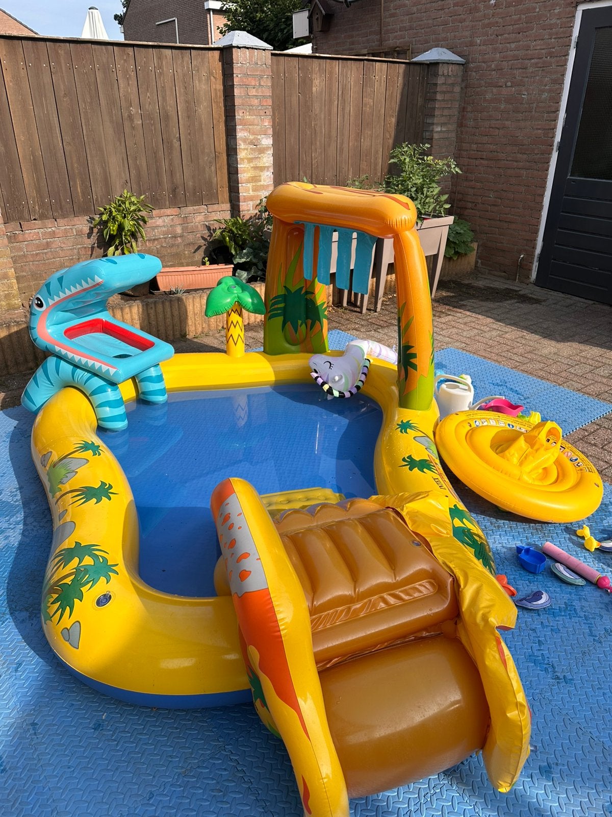 Te Koop kinder Badje, Ophalen, Zo goed als nieuw