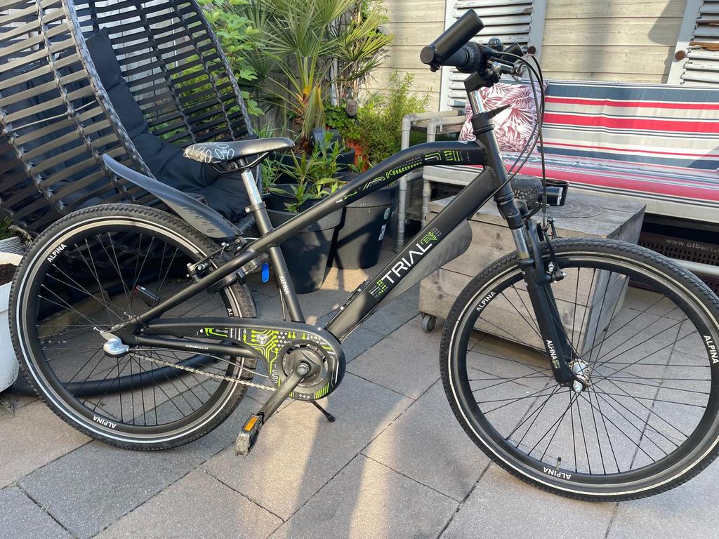 26 inch alpina trial izgs 3 versnelingen handremmen+terugtap, Fietsen en Brommers, Terugtraprem, Versnellingen, Zo goed als nieuw