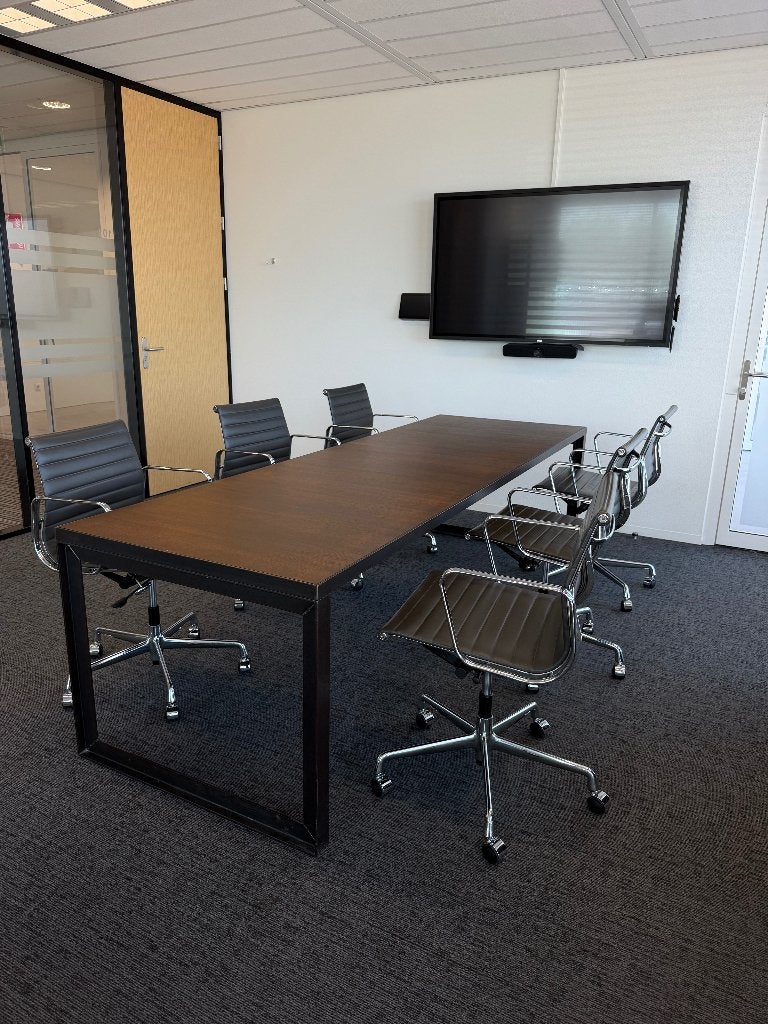 Industriele eettafel - stalen onderstel, Industrieel - luxe, 200 cm of meer, 50 tot 100 cm, Zo goed als nieuw