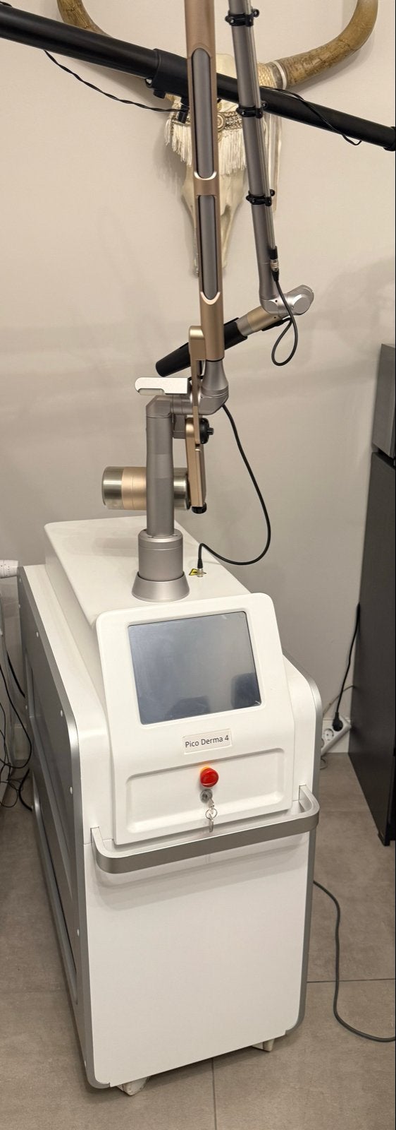 Pico Derma 4 Laser - Tattoo Verwijdering & Huidbehandeling, Ophalen