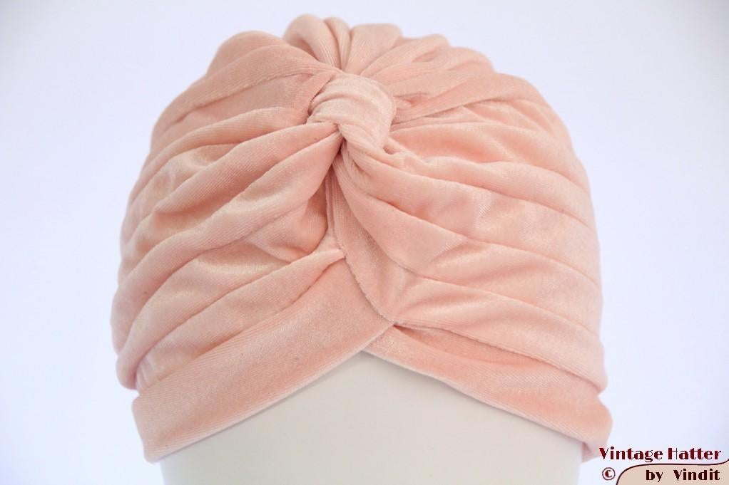 Tulband fluweel in diverse kleuren nieuw one size fits most, Ophalen of Verzenden, Nieuw, One size fits all, Hoed