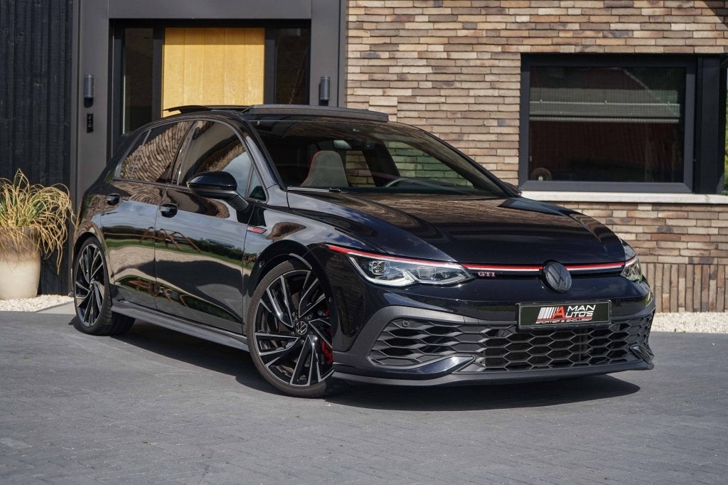 Volkswagen Golf 8 GTI Clubsport DSG Pano/HUD/IQ/H&R/300PK, Automaat, 15 km/l, Euro 6, 4 cilinders