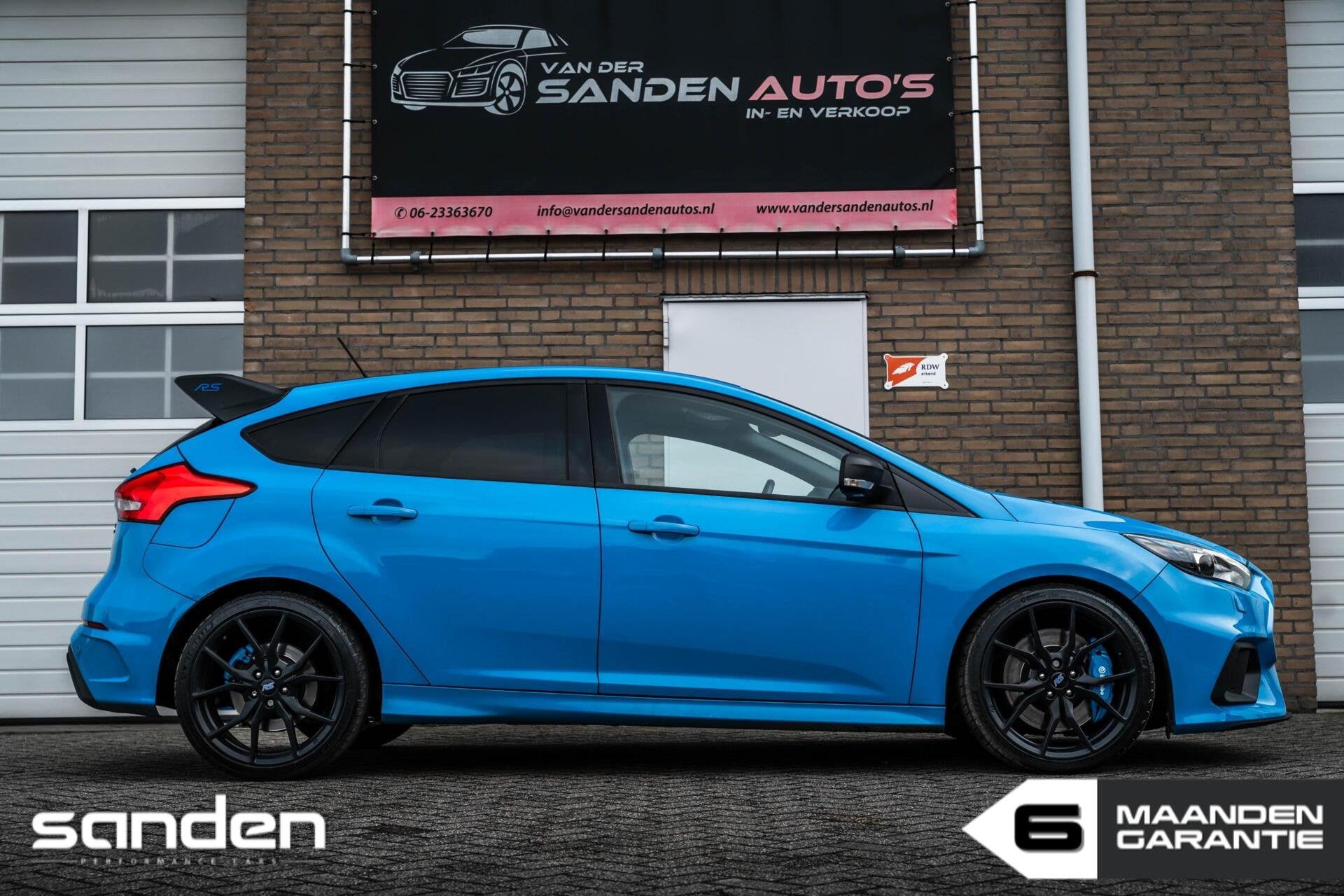 Ford Focus 2.3 RS LSD Blue & Black|Sony|Cam|CarPlay|Recaro, Bi-Xenon koplampen, 4 cilinders, Blauw, 2300 cc