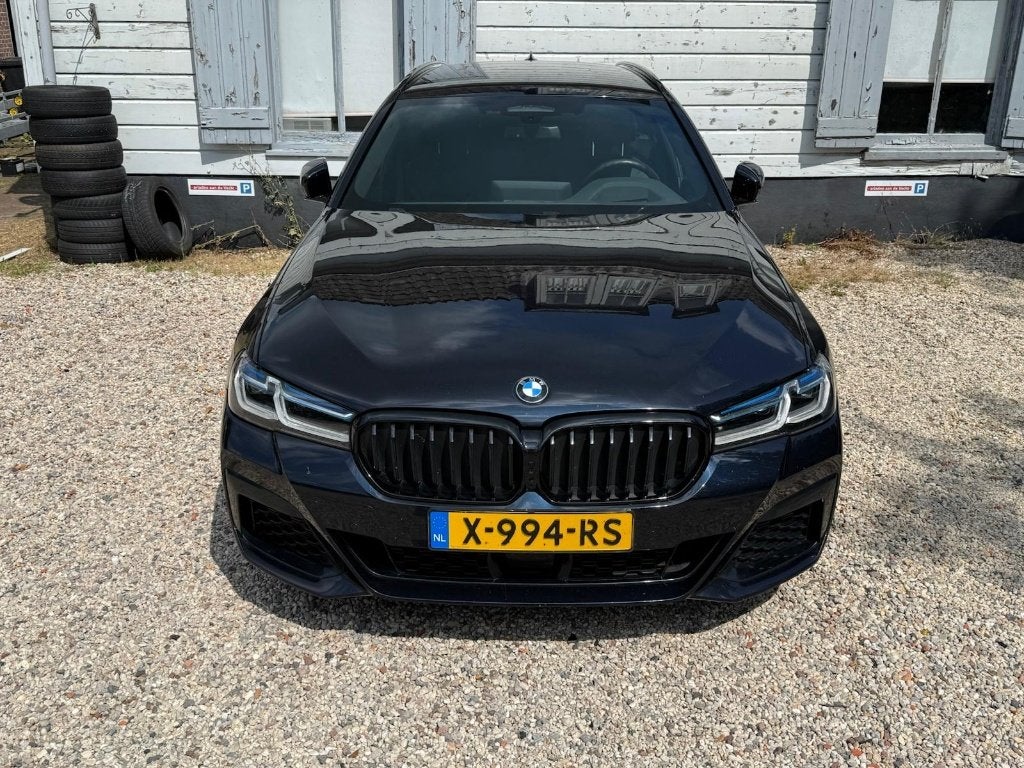 BMW 540d xDrive Touring M Sport Laserlight Head-Up Standkach, Auto's, Automaat, 2993 cc, 2000 kg, Vierwielaandrijving