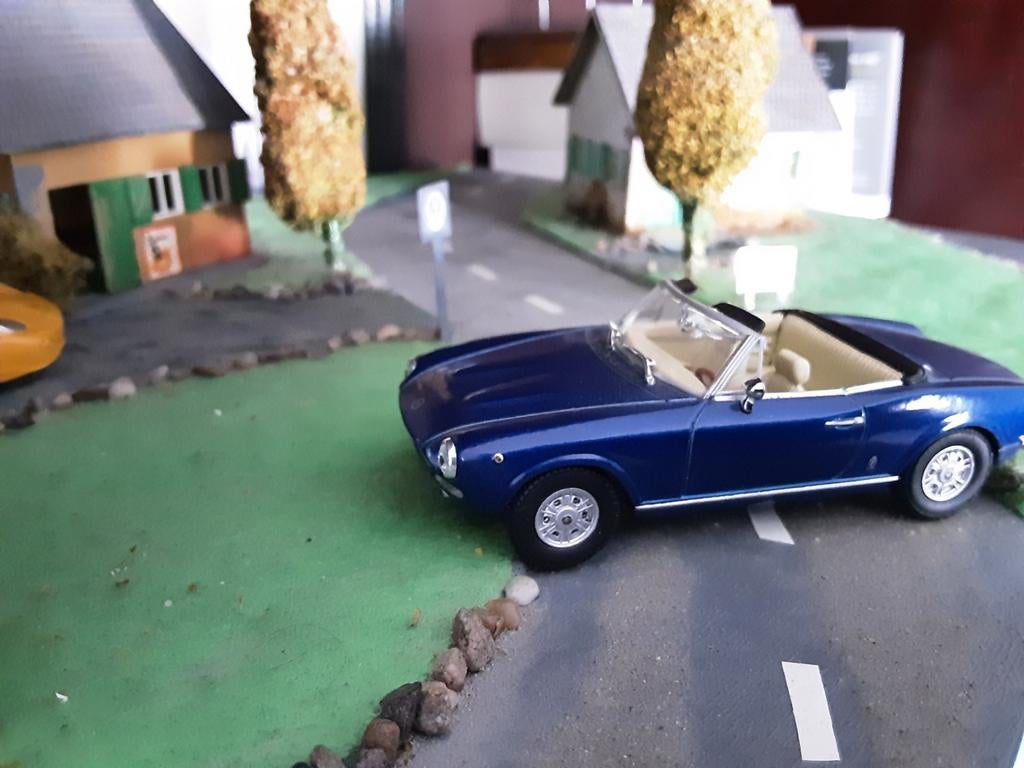 Starline Fiat 124 Spider schaalmodel - Blauw 1:43, Hobby en Vrije tijd, Verzenden, Zo goed als nieuw, Overige typen
