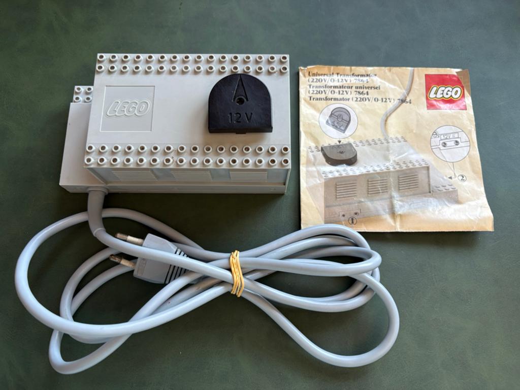 Lego 12v trein transformator, Kinderen en Baby's, Speelgoed | Duplo en Lego, Zo goed als nieuw, Verzenden