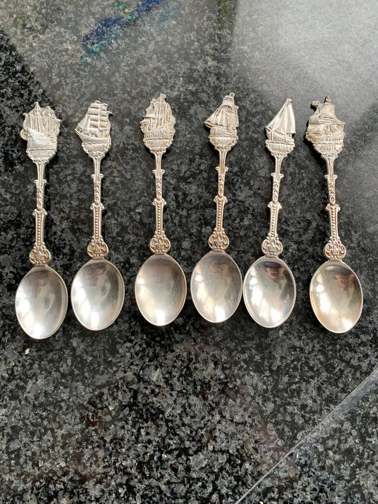 Set van 6 zilverkleurige theelepels met schepen, Ophalen of Verzenden