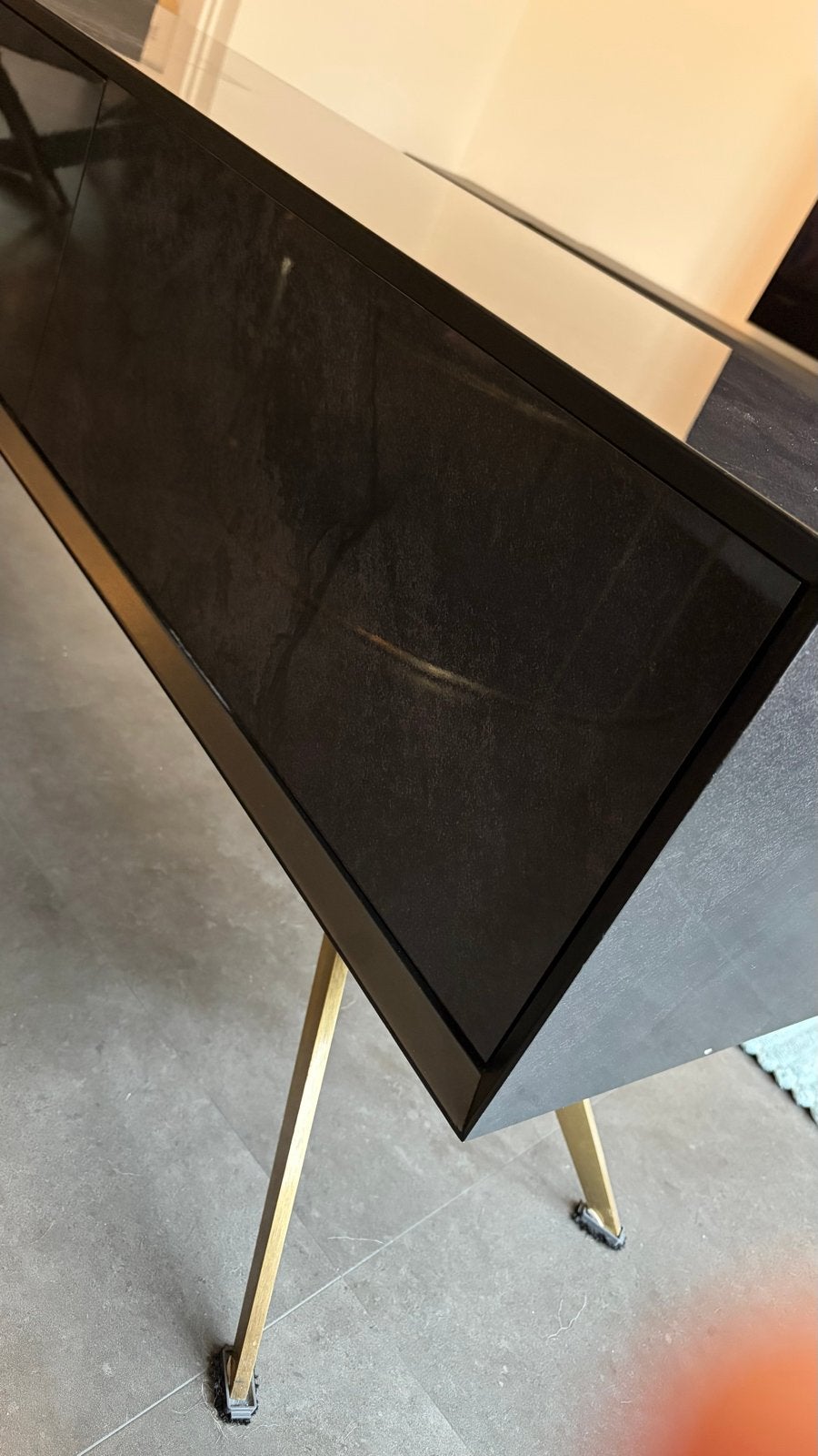 Zgan Design TV Meubel Zwart Marmerlook met Gouden Framepoten, Ophalen, 150 tot 200 cm, Zo goed als nieuw, Minder dan 100 cm