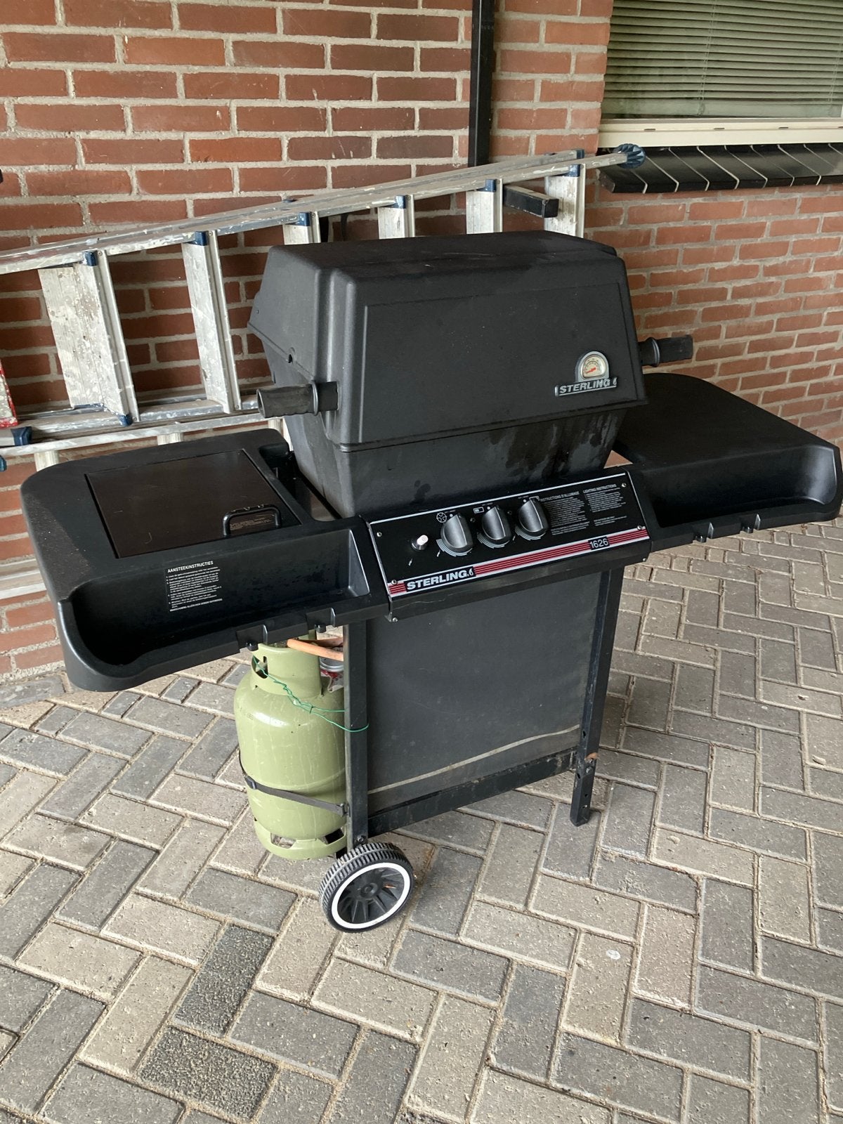 Sterling Gasbarbecue - Perfect voor zomerse avonden, Ophalen, Gebruikt