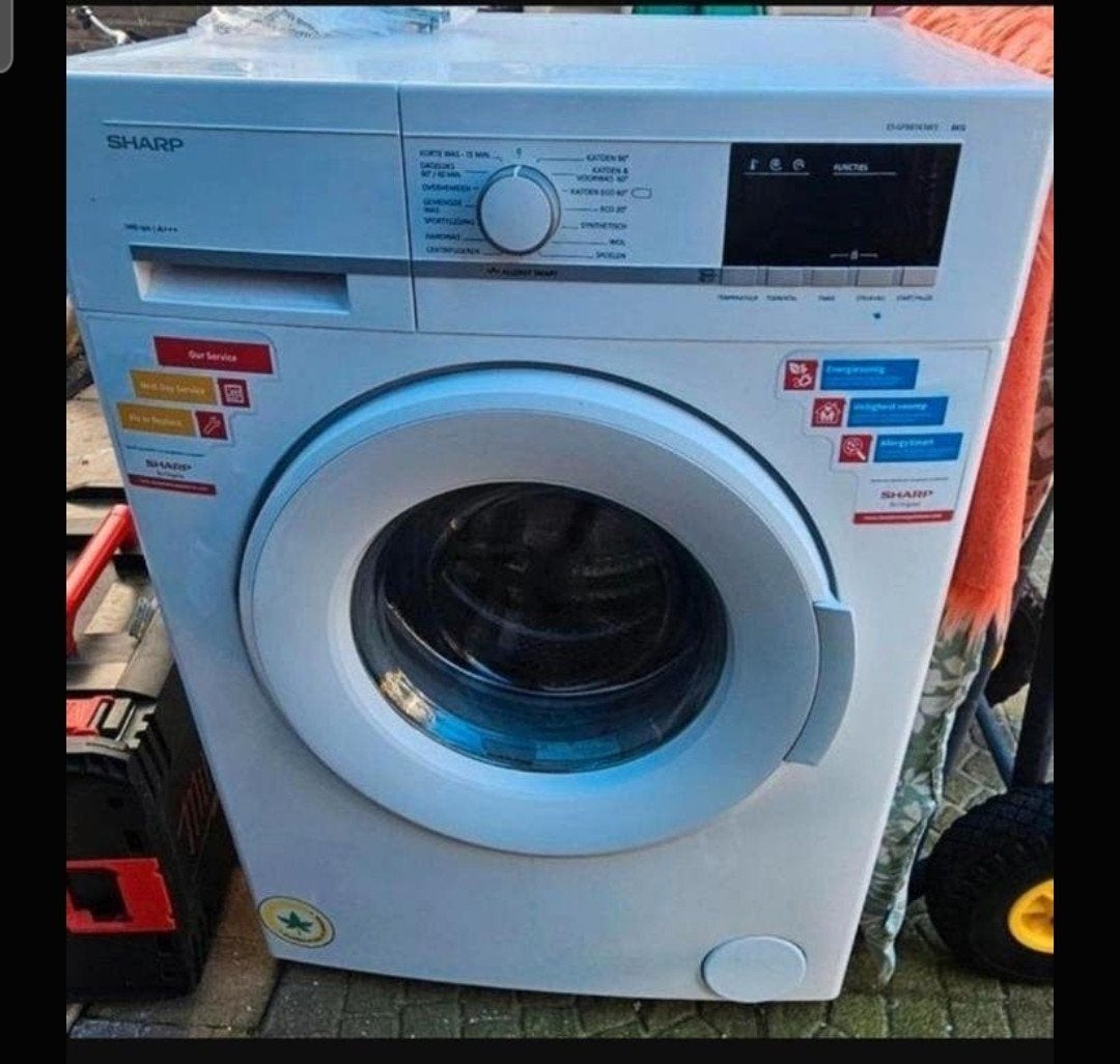 Defecte Sharp wasmachine voor onderdelen, Ophalen of Verzenden, Niet werkend, Voorlader