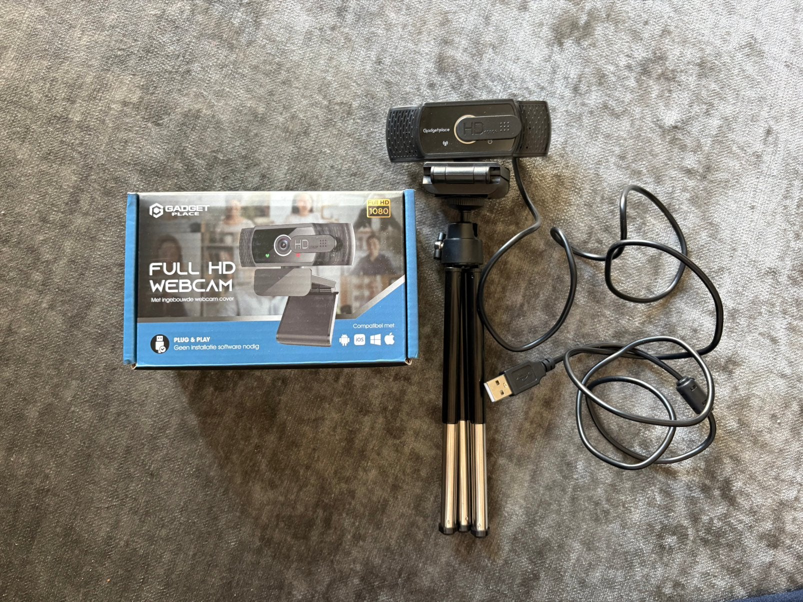 Full HD Webcam met Statief - Plug & Play, Computers en Software, Ophalen of Verzenden, Zo goed als nieuw, Windows, Monitorclip