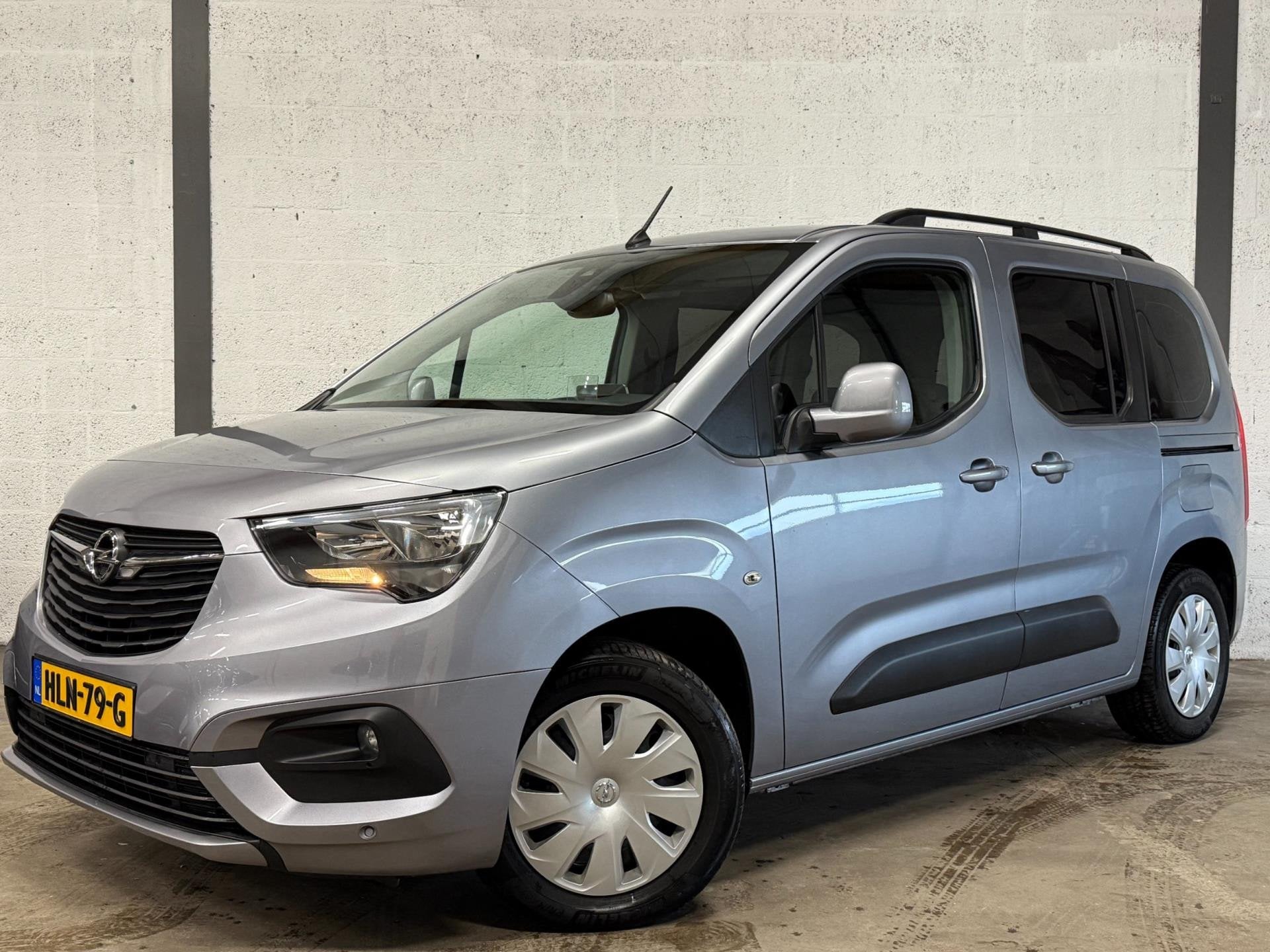 Opel Combo Tour 1.2 Turbo Carplay Navi|Camera|HeadUp|PDC|Cru, Auto's, Opel, Voorwielaandrijving, 1441 kg, Stof, Gebruikt