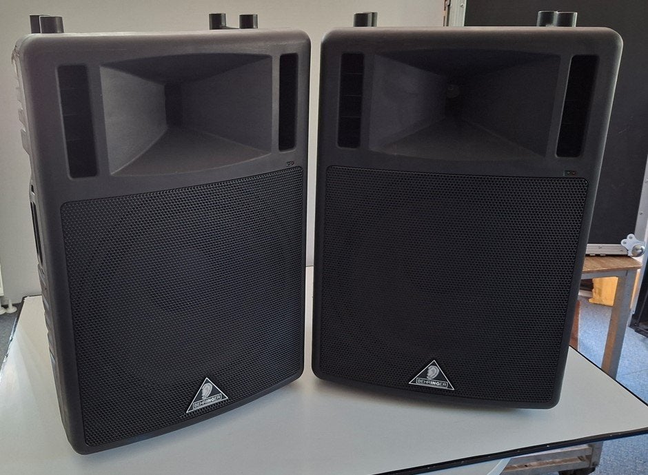 Behringer B300 Speakerset, als nieuw, Zo goed als nieuw, 120 watt of meer, Front, Rear of Stereo speakers, Ophalen