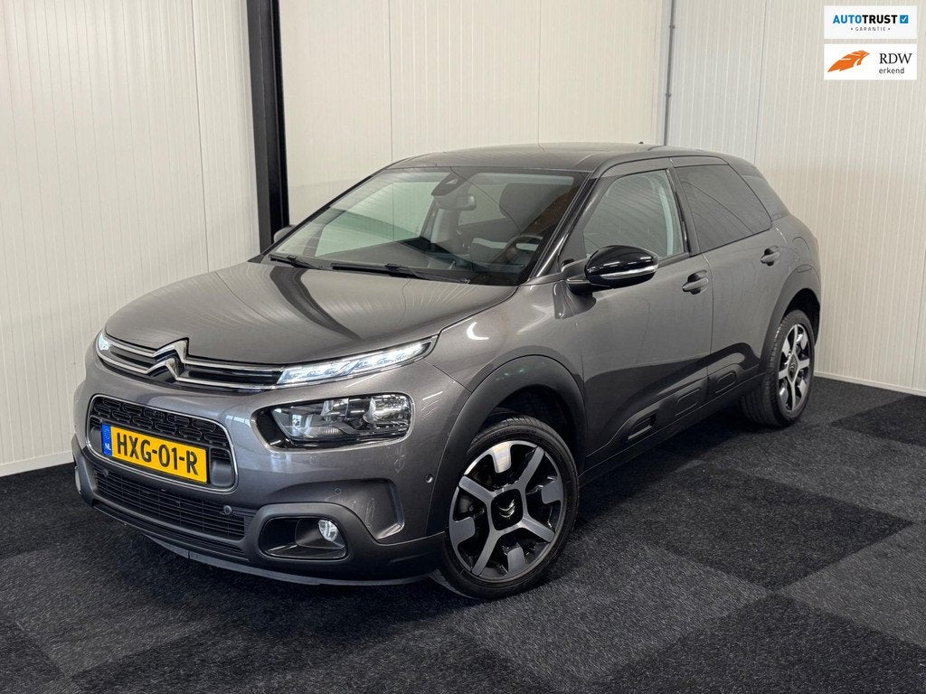 Citroen C4 CACTUS 1.2 PureTech 2020 PANO/KEYLESS/DODEH/LANE/