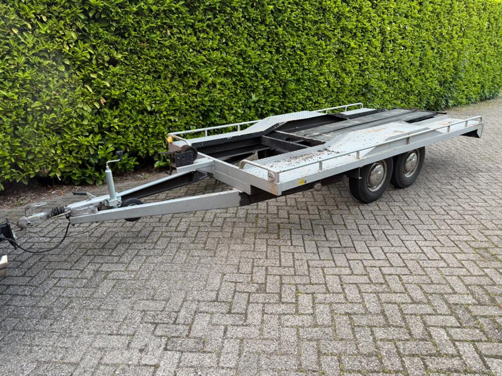 Auto ambulance, Ophalen, Gebruikt