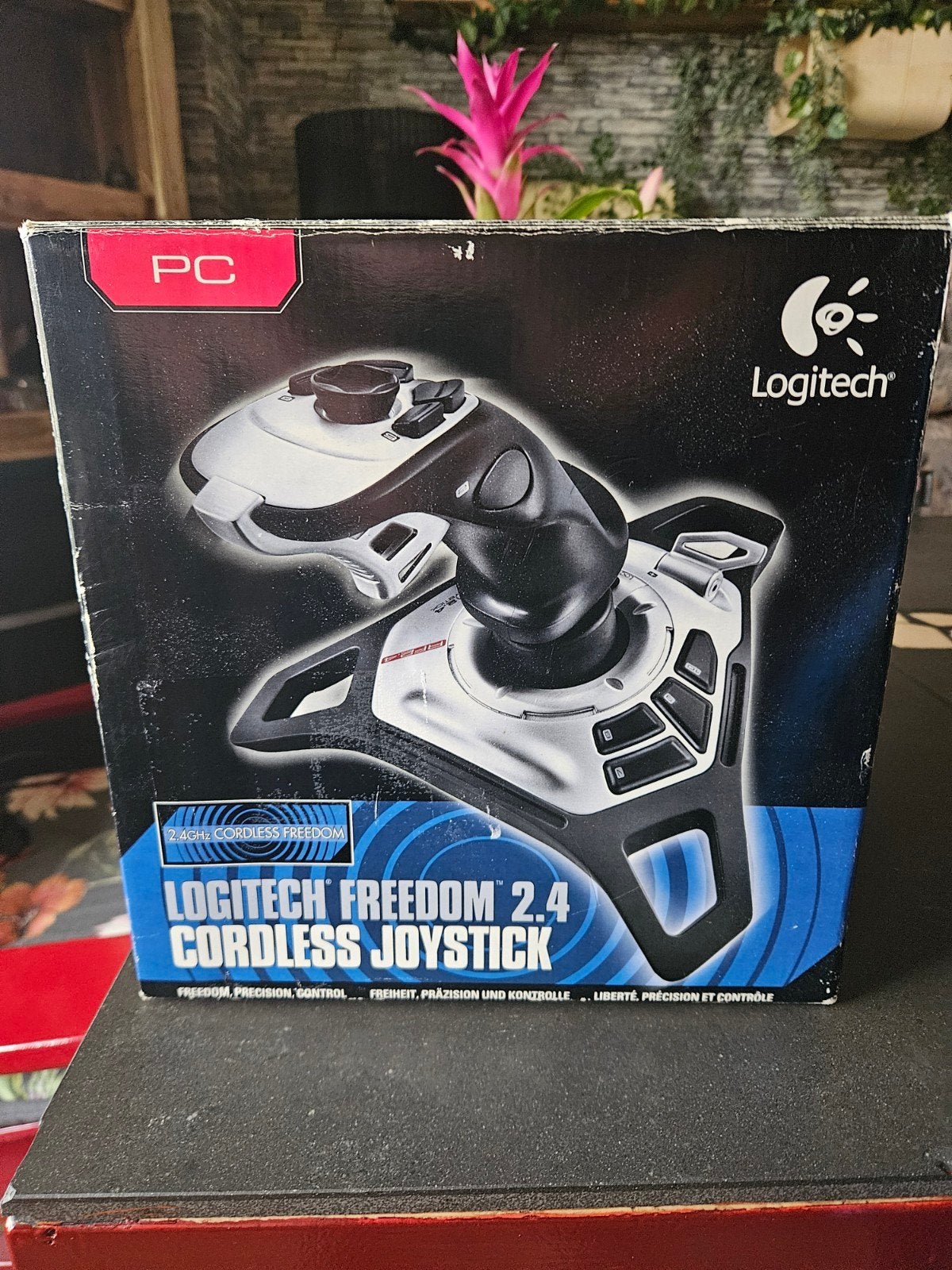 Logitech freedom 2.4 cordles joystick, Computers en Software, Joysticks, Ophalen, Zo goed als nieuw, Logitech