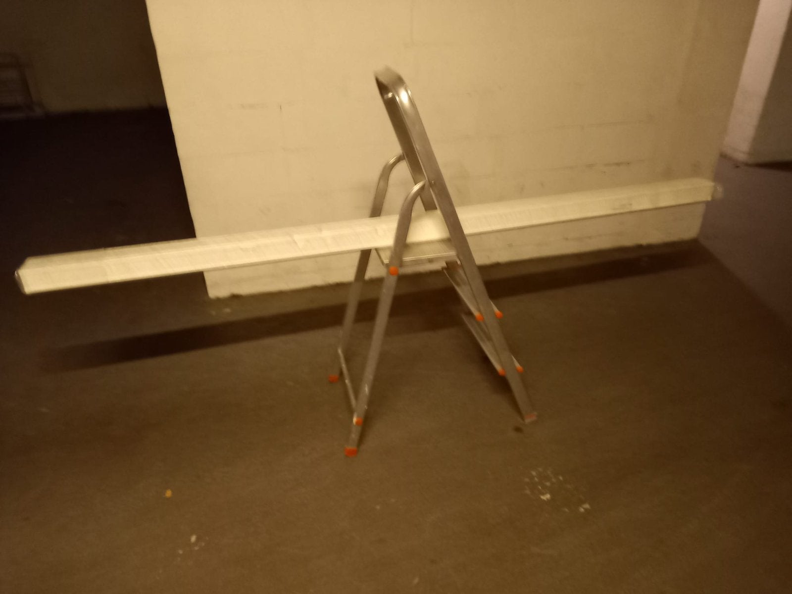 6 stuks nieuwe plinten afgelakt, Doe-het-zelf en Verbouw, Ophalen, Eiken, Nieuw, 200 tot 250 cm