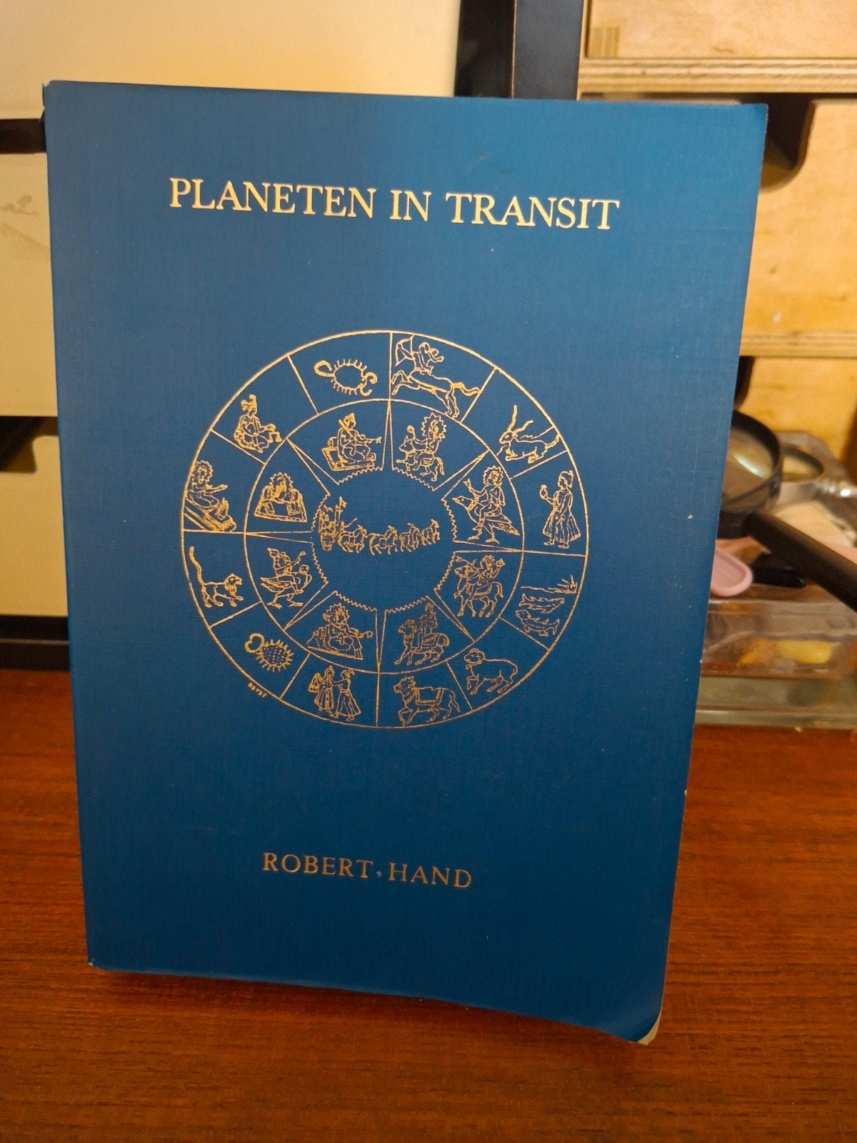 Planeten in transit robert hand spiritualiteit 1984, Boeken, Verzenden, Spiritualiteit algemeen, Achtergrond en Informatie