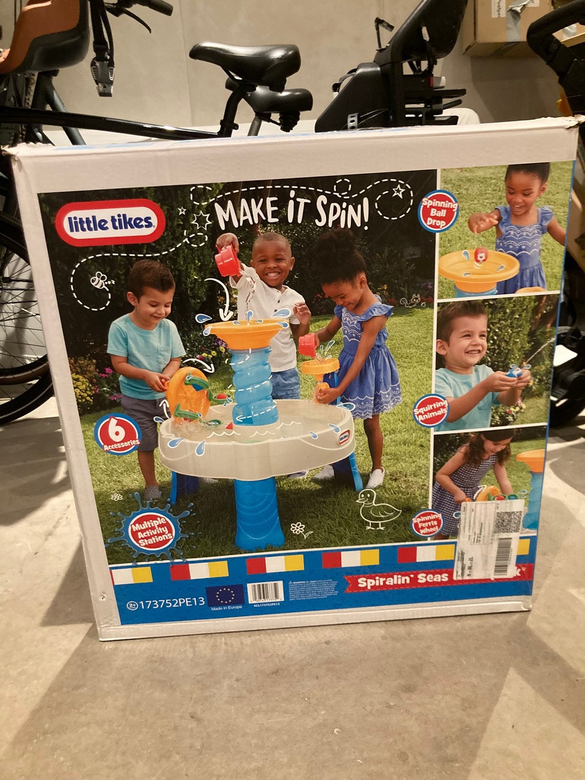 Watertafel spiraal met balletjes, Ophalen, Nieuw