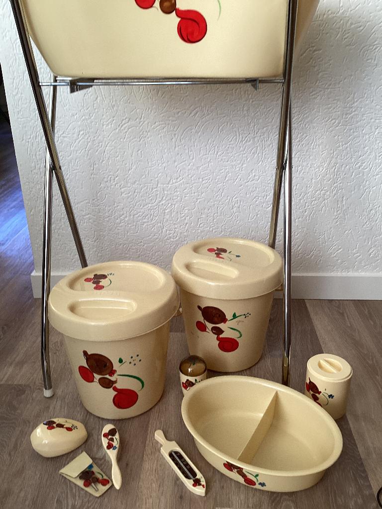 Baby badje met standaard, Ophalen, Gebruikt, Badje, Bébé-jou