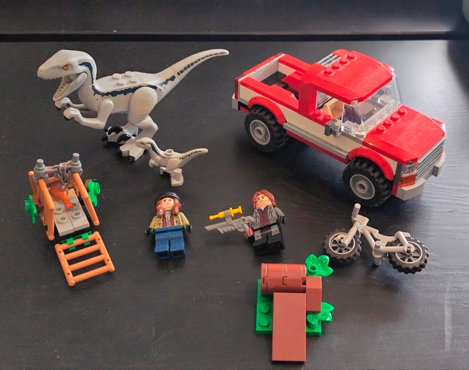 LEGO Jurassic World 76946: Blue & Beta Velociraptor, Ophalen of Verzenden, Zo goed als nieuw, Overige merken