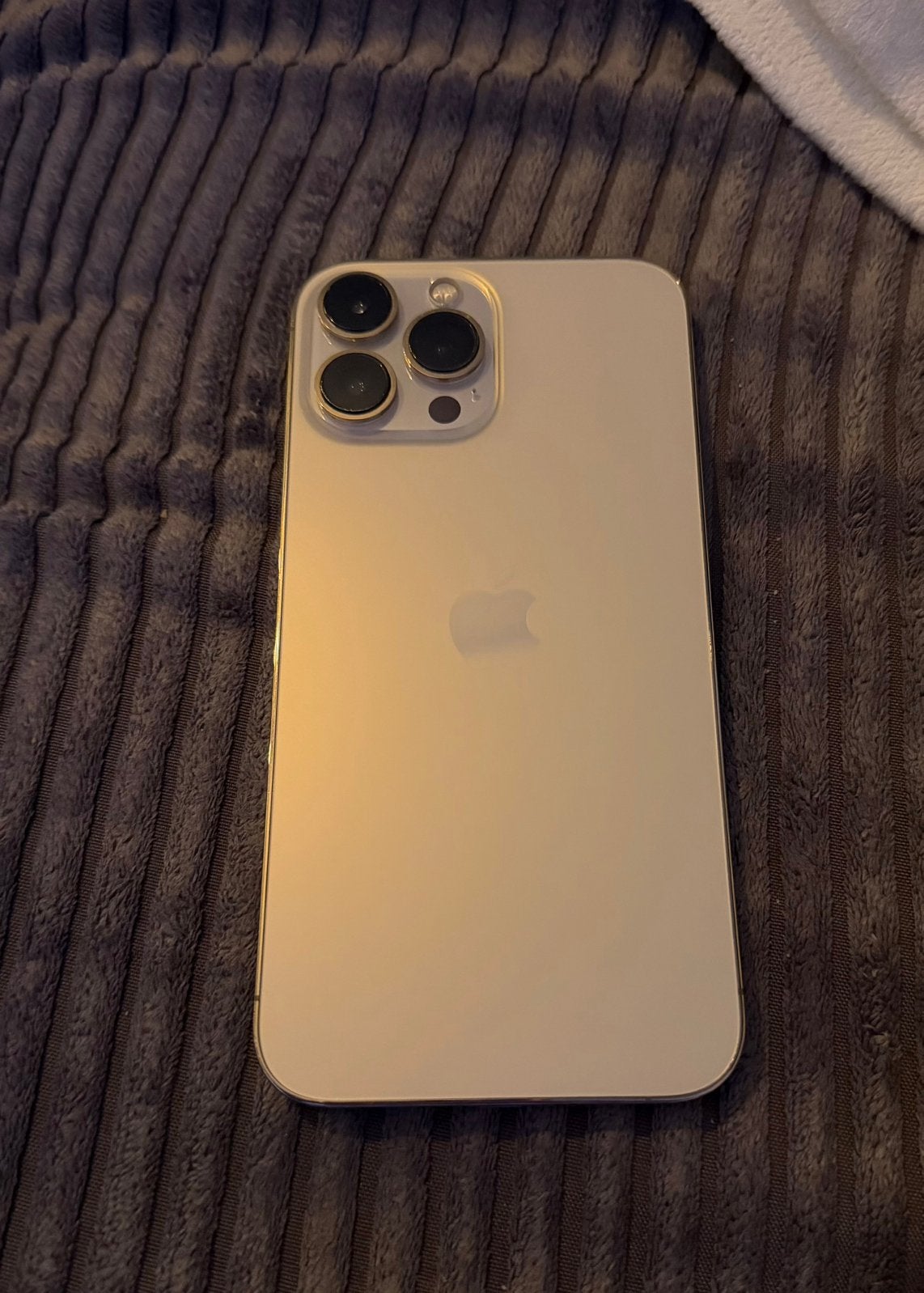iPhone 13 pro max, Telecommunicatie, Mobiele telefoons | Apple iPhone, Ophalen, 99 %, IPhone 13 Pro Max, Goud