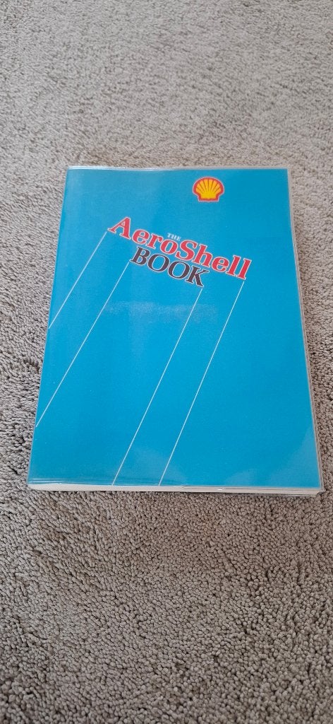 The AeroShell Book – A Guide to AeroShell Products (1986), Boeken, Ophalen of Verzenden, Gelezen, Diverse auteurs, Vliegtuig