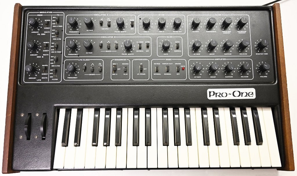 Sequential Circuits Pro One, Muziek en Instrumenten, Synthesizers, Ophalen, Zo goed als nieuw, Overige aantallen, Overige merken