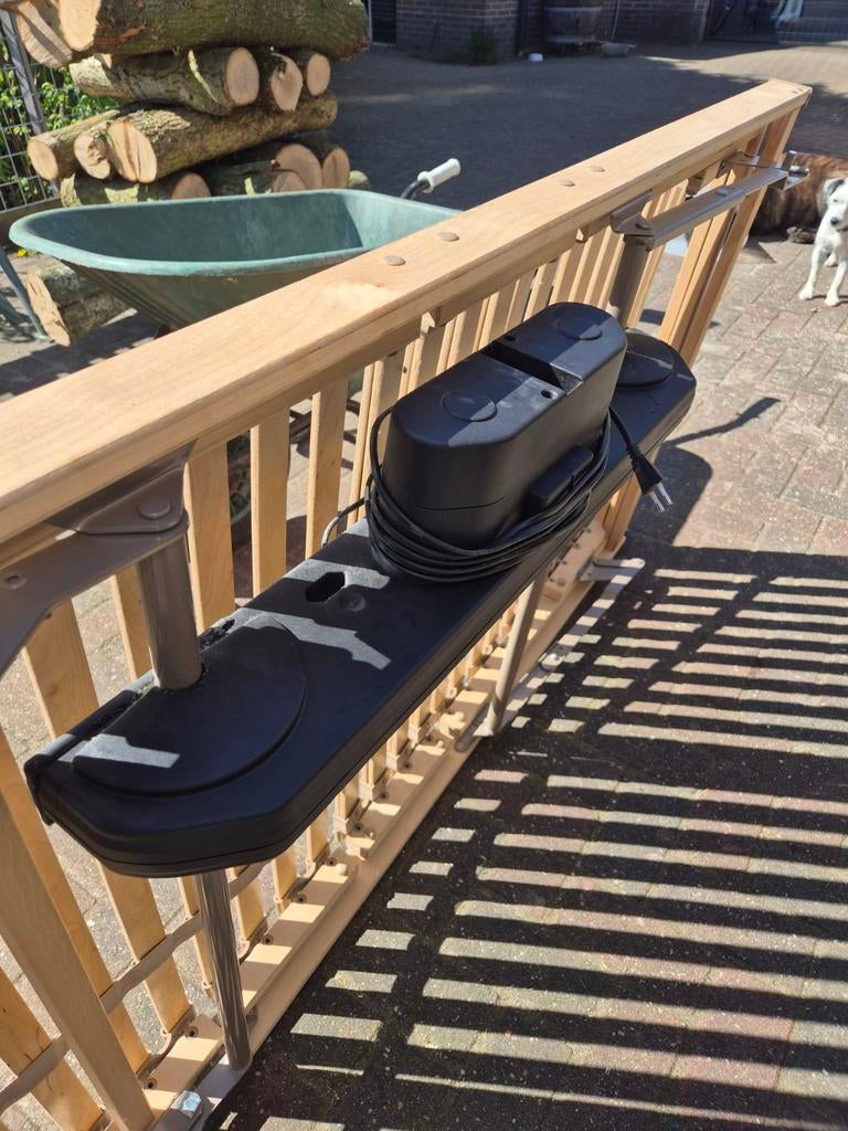 Promaxa lattenbodem elektrisch verstelbaar 90x200, 90 cm, Eenpersoons, Ophalen of Verzenden, Zo goed als nieuw