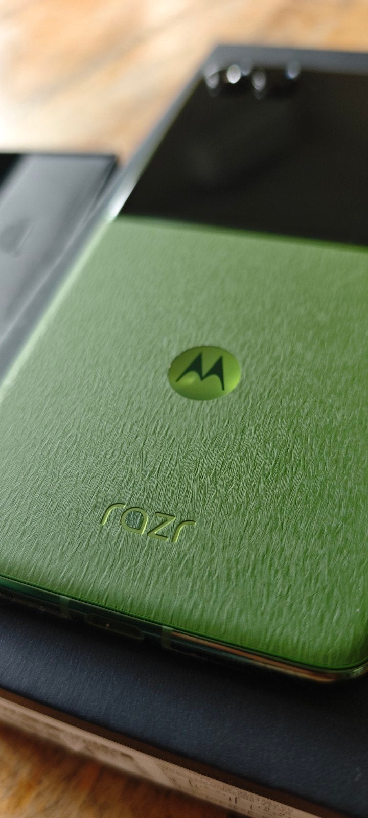Motorola Razr 50 Ultra - Absolute nieuwstaat, Nieuw, Inklapmodel, Ophalen of Verzenden, Zonder simlock