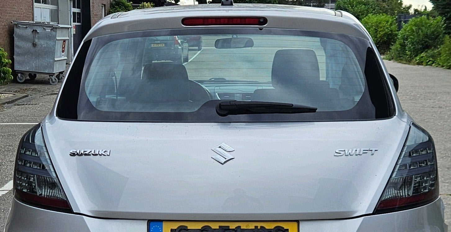 Achterklep Suzuki Swift 2010-2017, Ophalen, Gebruikt, Suzuki