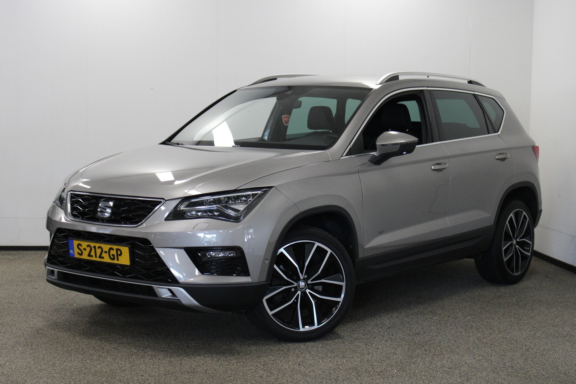SEAT Ateca 1.4 EcoTSI Xcellence Business Intense Camera|Wint, Auto's, Seat, Gebruikt, 4 cilinders, Automatische klimaatregeling