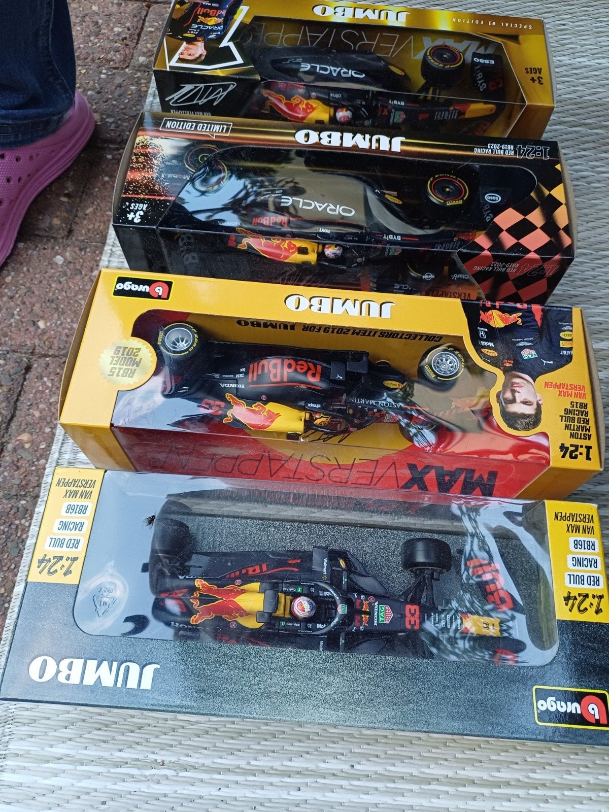 4 verschillende verstappen auto,s, Ophalen, Bburago
