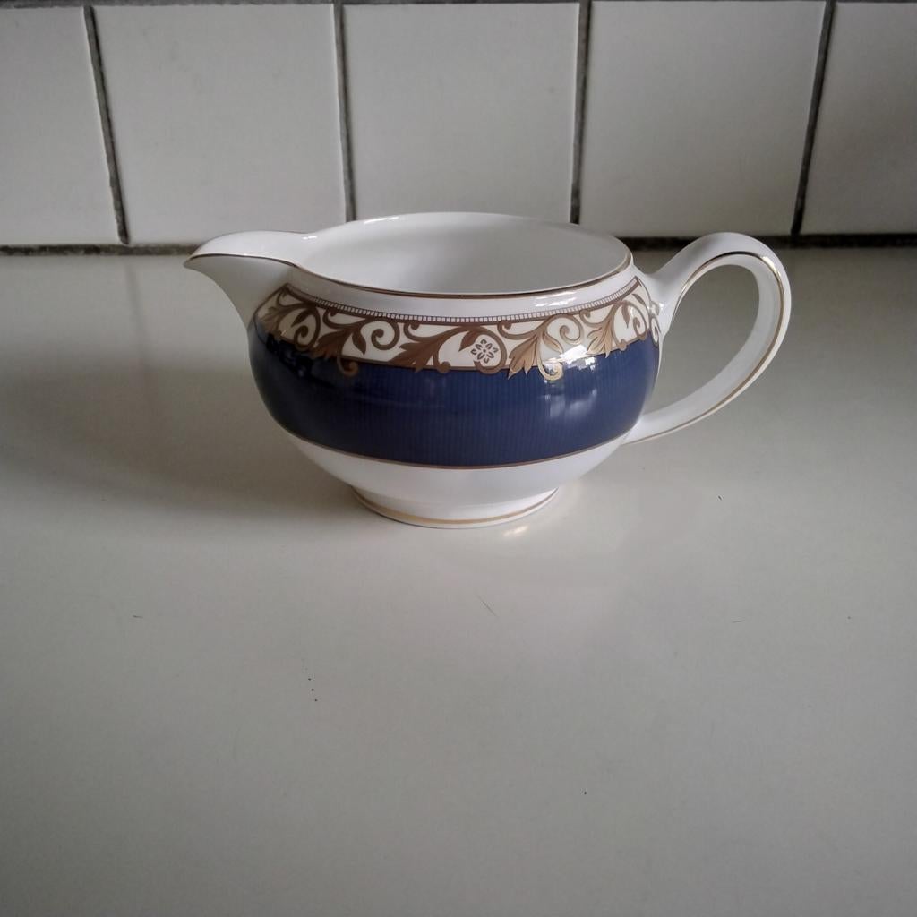 Wedgwood  rococo  melkkannetje, Overige typen, Ophalen of Verzenden, Zo goed als nieuw, Wedgwood