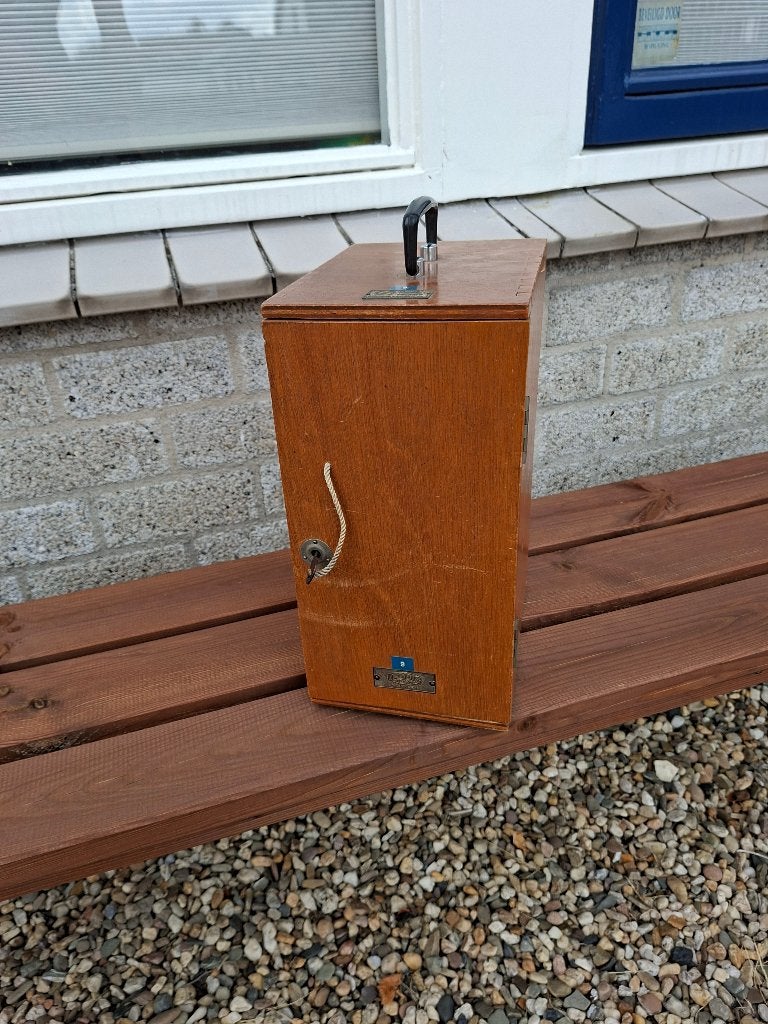 vintage antiek houten kistje met slot en sleutel, Antiek en Kunst, Ophalen