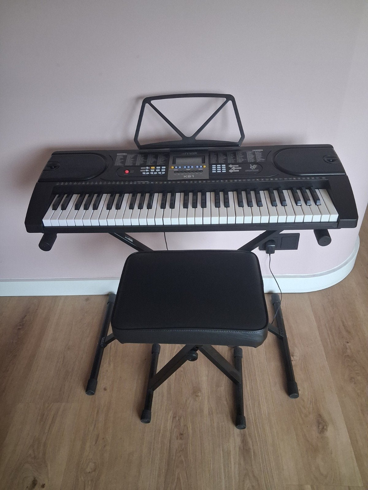 Max KB1 Keyboard met standaard en krukje, Met standaard, Ophalen, Overige merken, 61 toetsen