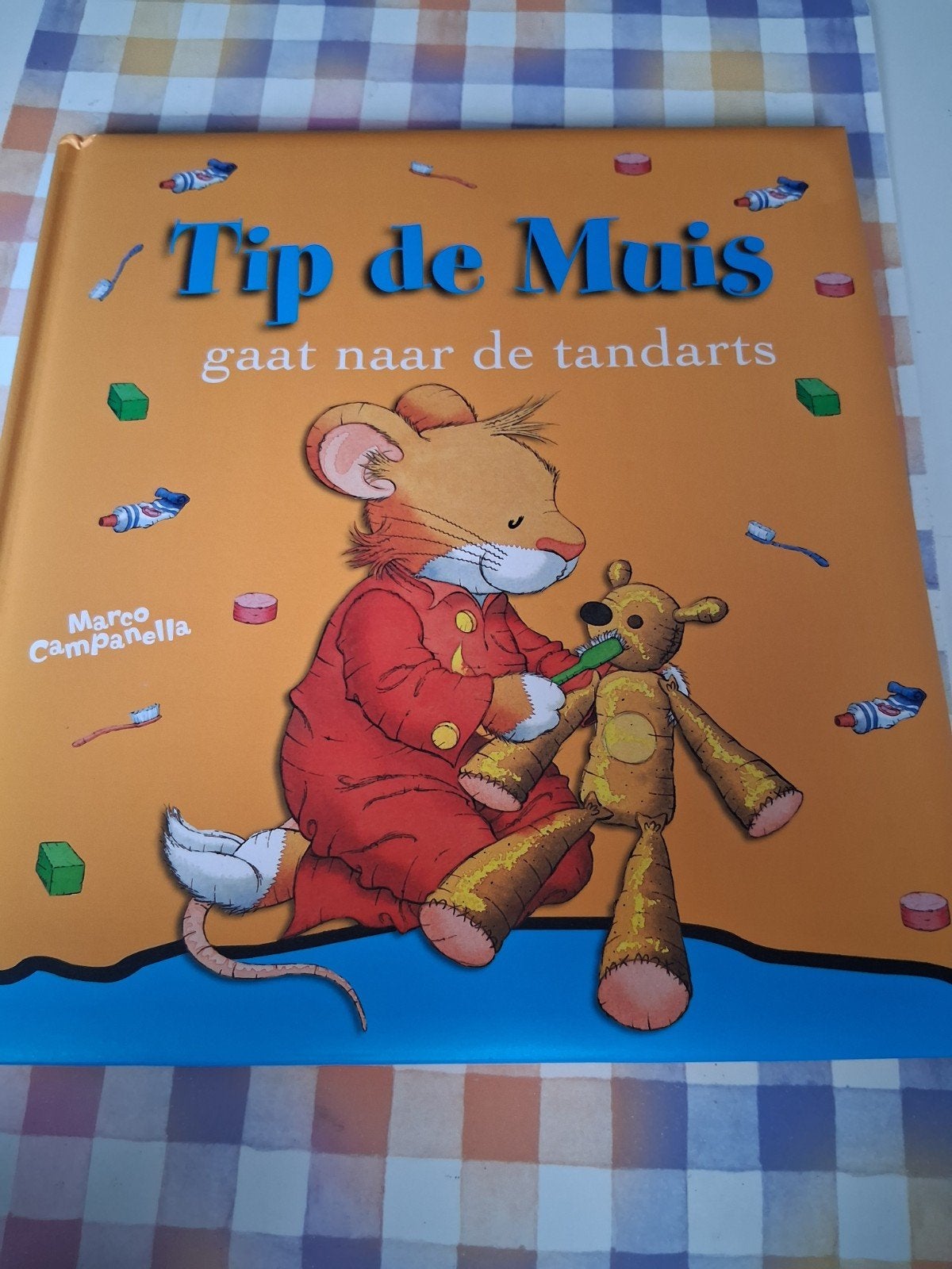 boek marco campella - tip de muis gaat naar de tandarts, Boeken, Ophalen of Verzenden, Gelezen, 3 tot 4 jaar