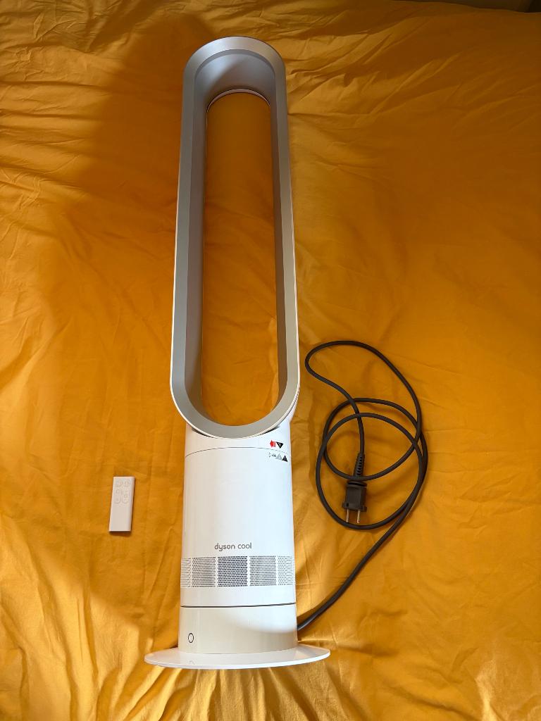 Dyson ventilator model Air Multiplier Tower Fan, Ophalen of Verzenden, Ventilator met afstandsbediening, Zo goed als nieuw, Torenventilator