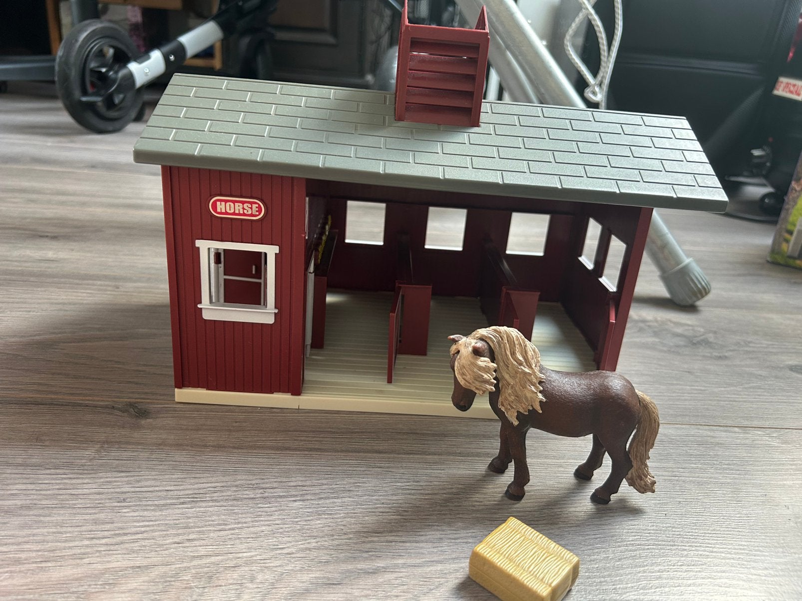 Schleich paard/en stal, Ophalen of Verzenden, Zo goed als nieuw
