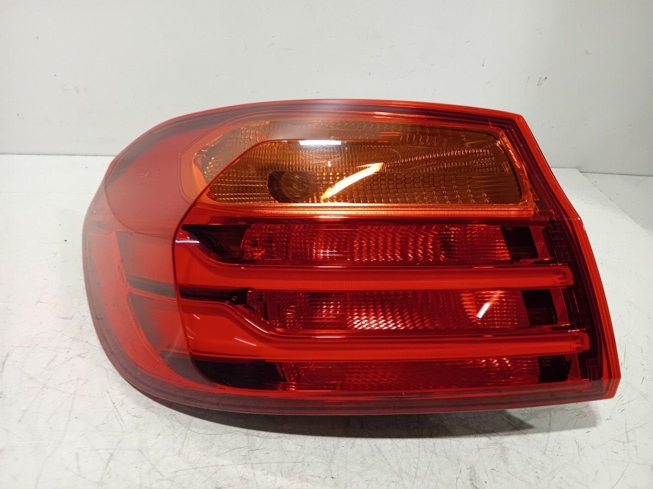Achterlicht links buiten BMW 4 serie, Onderdelen@venauto.nl, Van der Ven Autorecycling B.V., Gebruikt, Ettenseweg 76, 4706 PB Roosendaal, The Netherlands