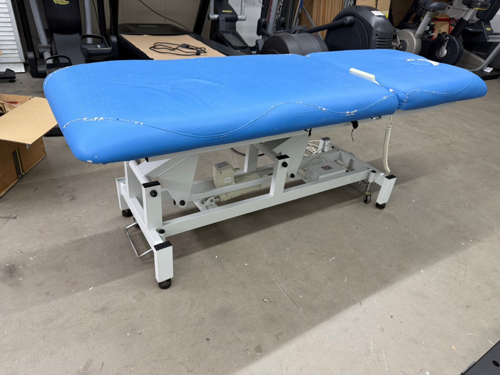 Professionele fysio behandelbank, Sport en Fitness, Ophalen, Gebruikt, Massagetafel