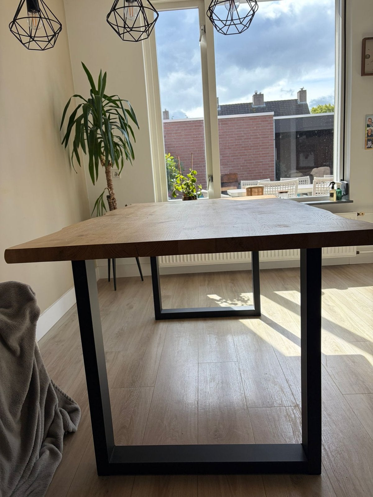 Houten boomstamtafel van eikenhout, Huis en Inrichting, Tafels | Eettafels, Ophalen, Gebruikt, Eikenhout, 50 tot 100 cm