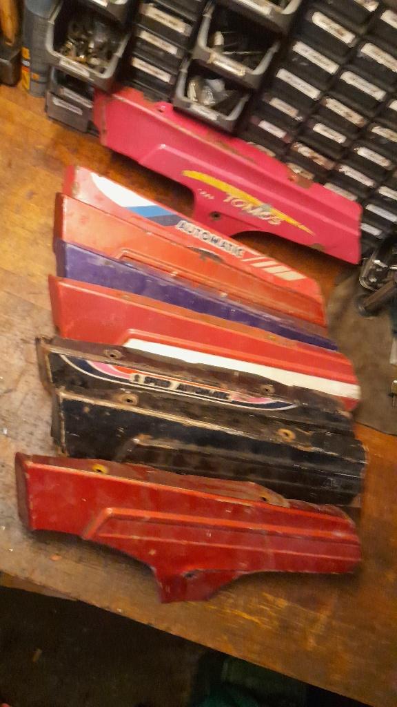 Tomos metalen kappen 8 x LINKS en 5 x RECHTS, Ophalen, Gebruikt, Kap, Overige merken