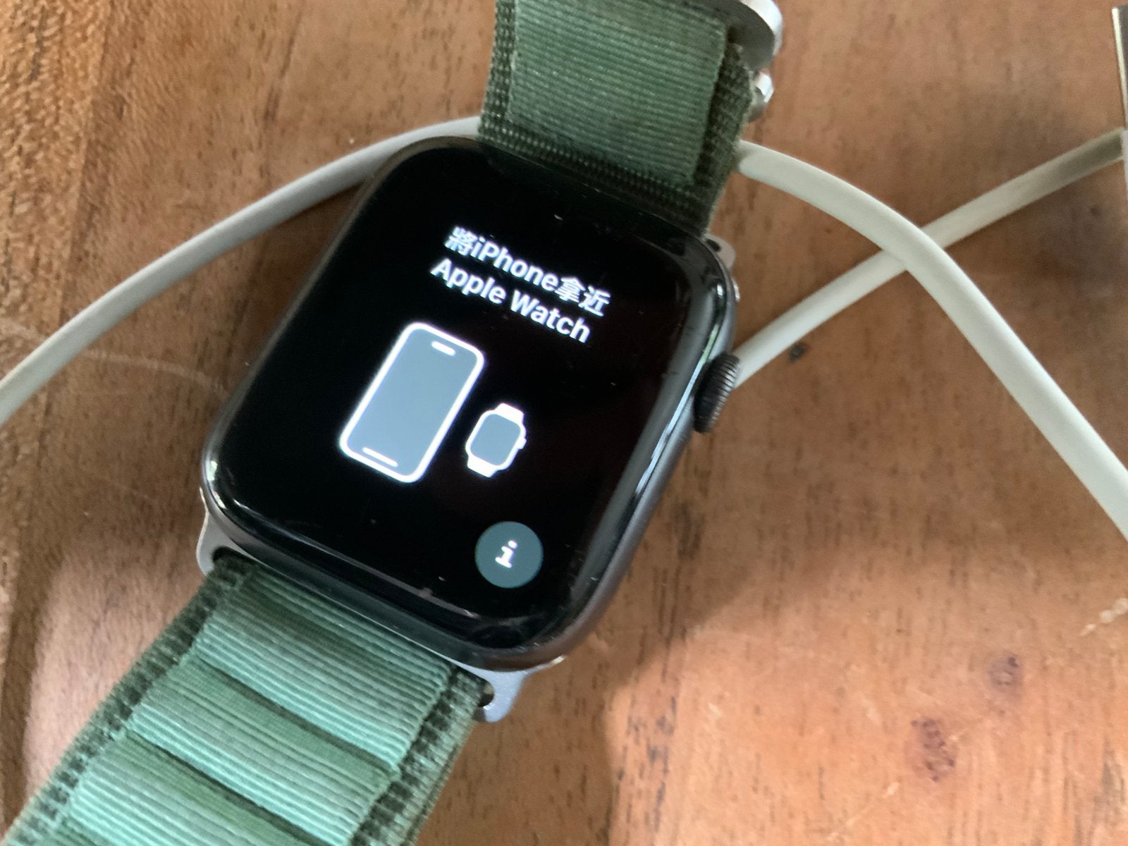 Apple watch “serie 6”, Zwart, IOS, Ophalen of Verzenden, Zo goed als nieuw