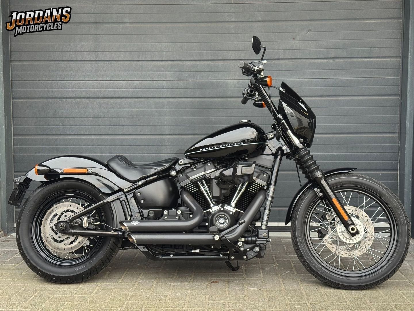 HARLEY-DAVIDSON STREET BOB FXBB CLUBSTYLE (bj 2018), Motoren, 2 cilinders, Chopper, Bedrijf, Onbekend