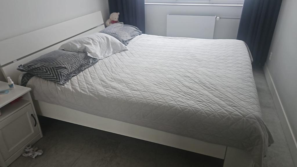 Orthopedisch tweepersoonsbed Decupre 188x210 cm €600.00, Ophalen, Tweepersoons, Hout