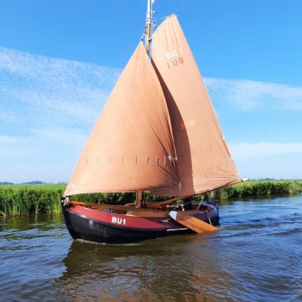 Lemsteraak visserman Kuperus 9m - nieuwe zeilen, Ophalen, 9 m, Staal, Binnenboordmotor